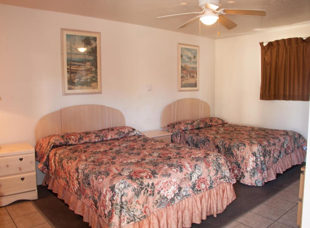 ונטורה Mission Bell Motel חדר תמונה